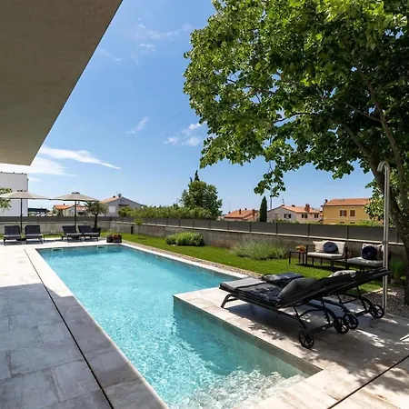Villa Luxury Lipa Tree Novigrad Istria